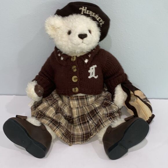 Company Classics Hersheys LTD 3rd Edition #65 Hershey's School Girl Bear - Picture 1 of 14